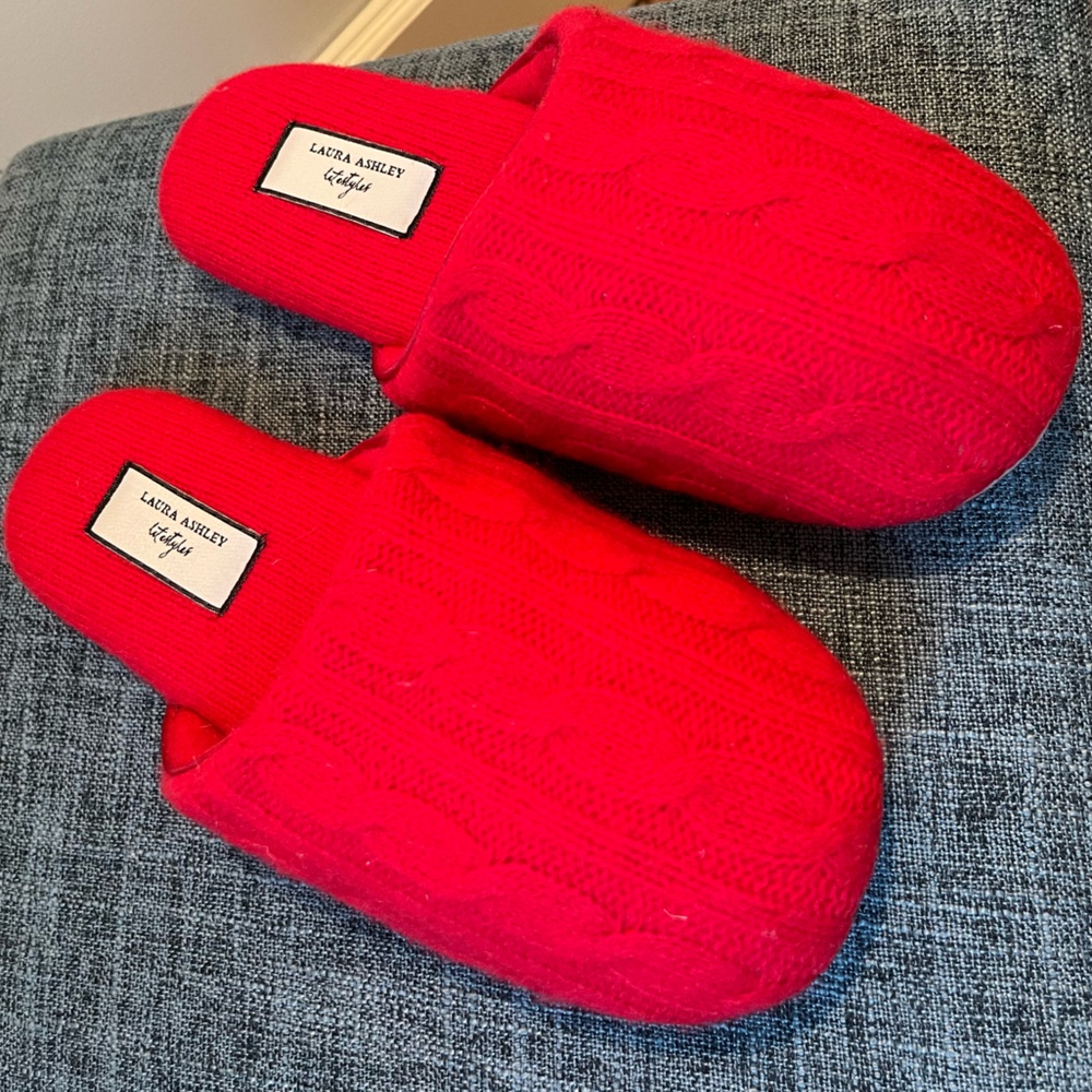 NEW Laura Ashley Vibrant Red Knit Slippers